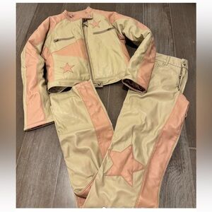 Futura by Dionne 2 piece leather set